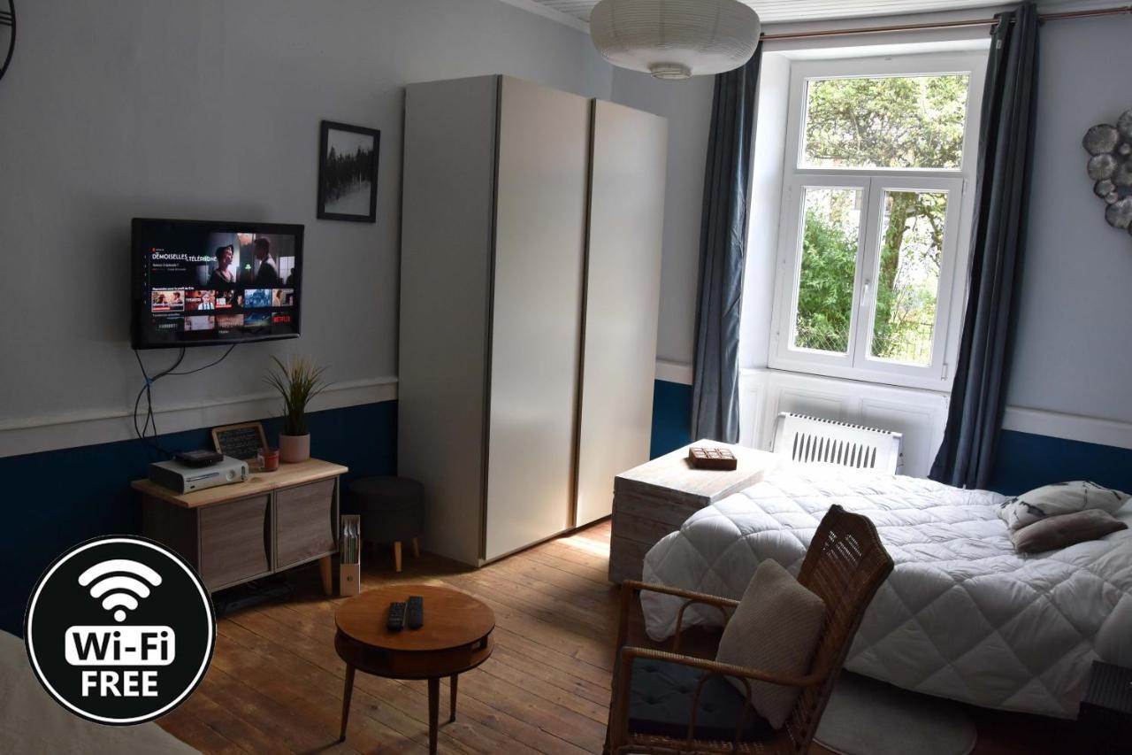 Charmant Studio Au Calme A 5 Min Du Centre Ville Сен-Клод Экстерьер фото